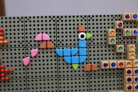 Masterkidz MASTERKIDZ Zestaw Kołeczki w kształcie figur geometrycznych 64szt do tablic STEM