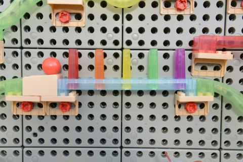 Masterkidz MASTERKIDZ Zestaw Konstrukcyjny Tor dla Piłek Tablica STEM 440elementów